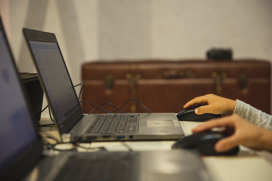 11 Best Free Online Book Reading Sites In 2022