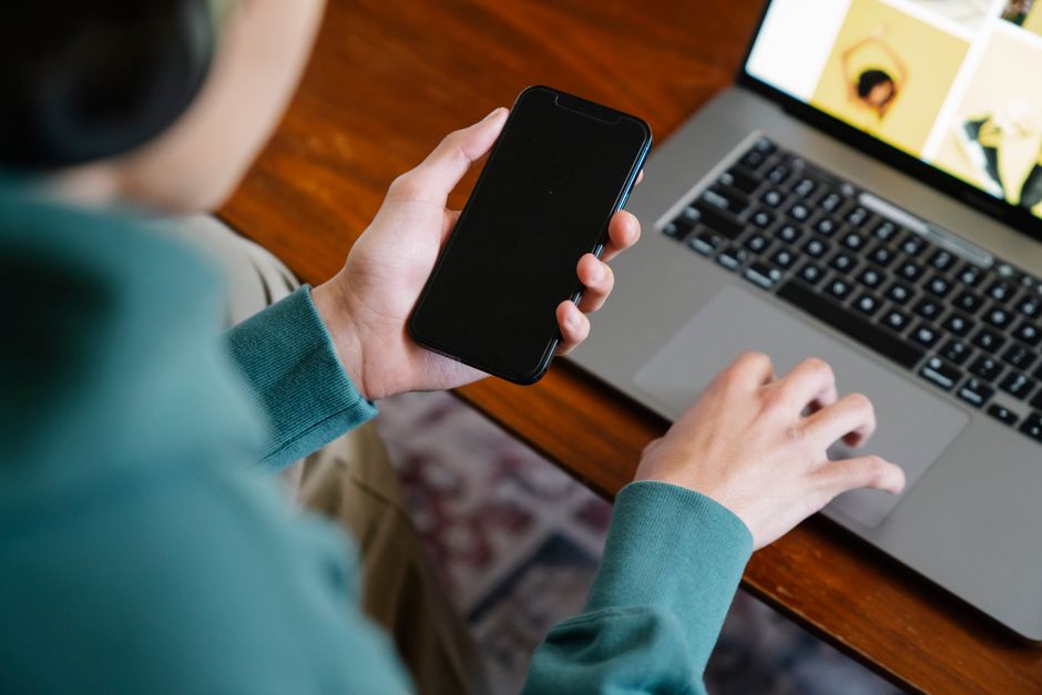 Top 30 Best Sites to Buy Facebook Likes & Followers (2021)