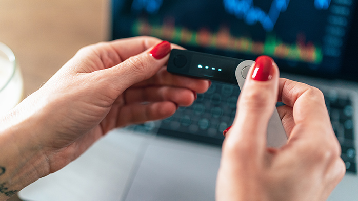 Hardware Wallets: Best Defense Against Crypto Theft